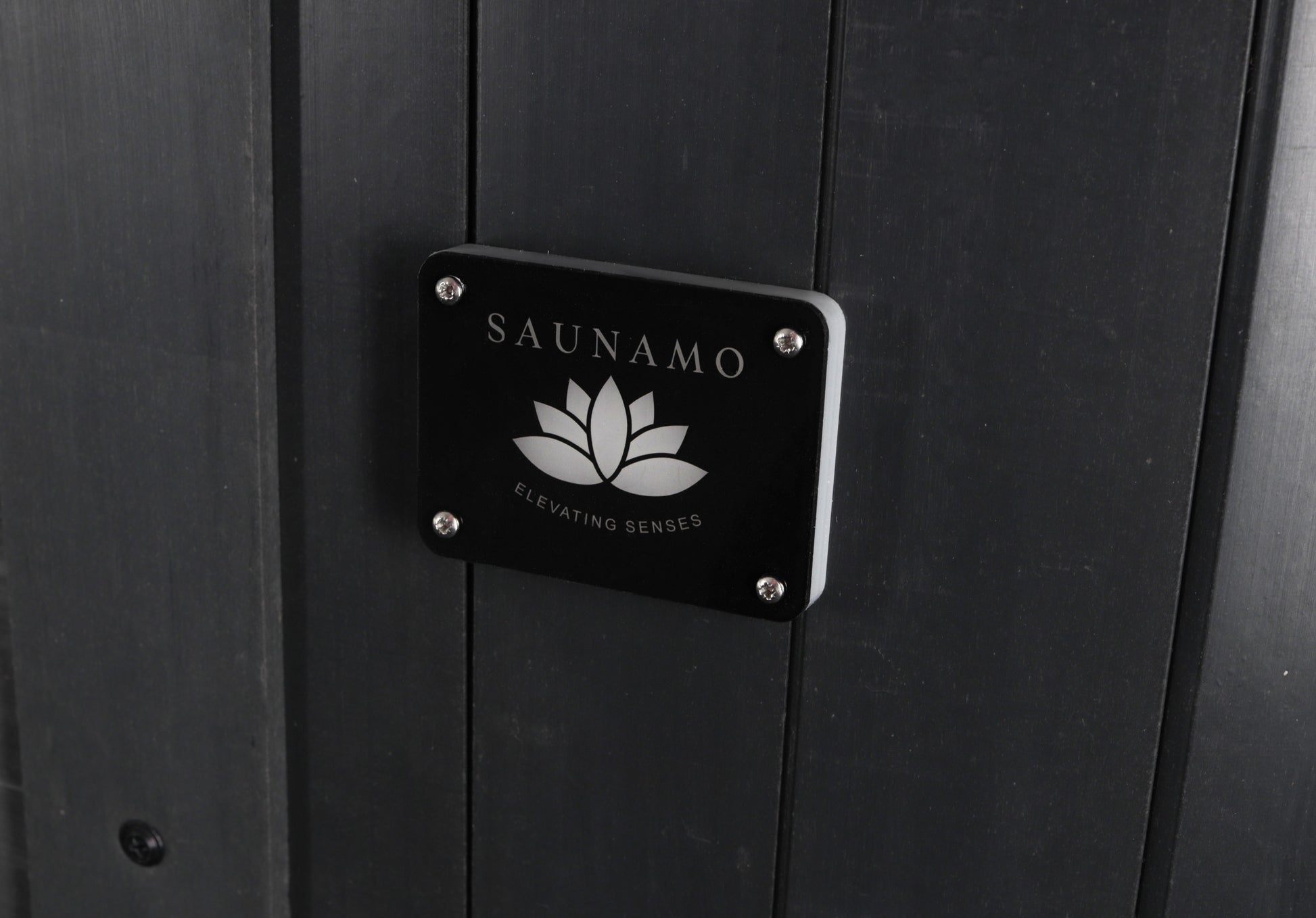 Jacuzzi Exterior Vellamo S close-up com detalhes de design.