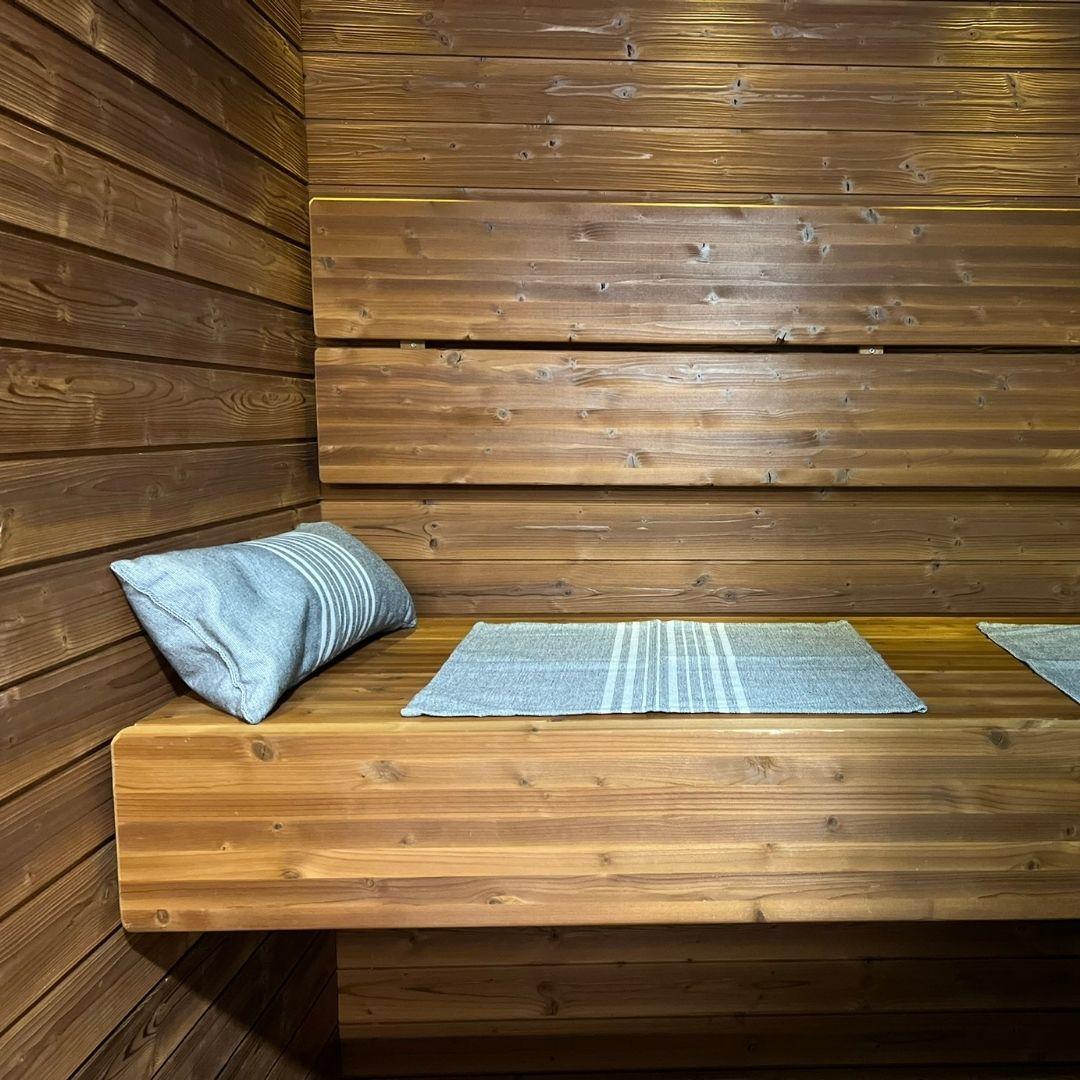 Painel KASKI 17x92, madeira termotratada para saunas.