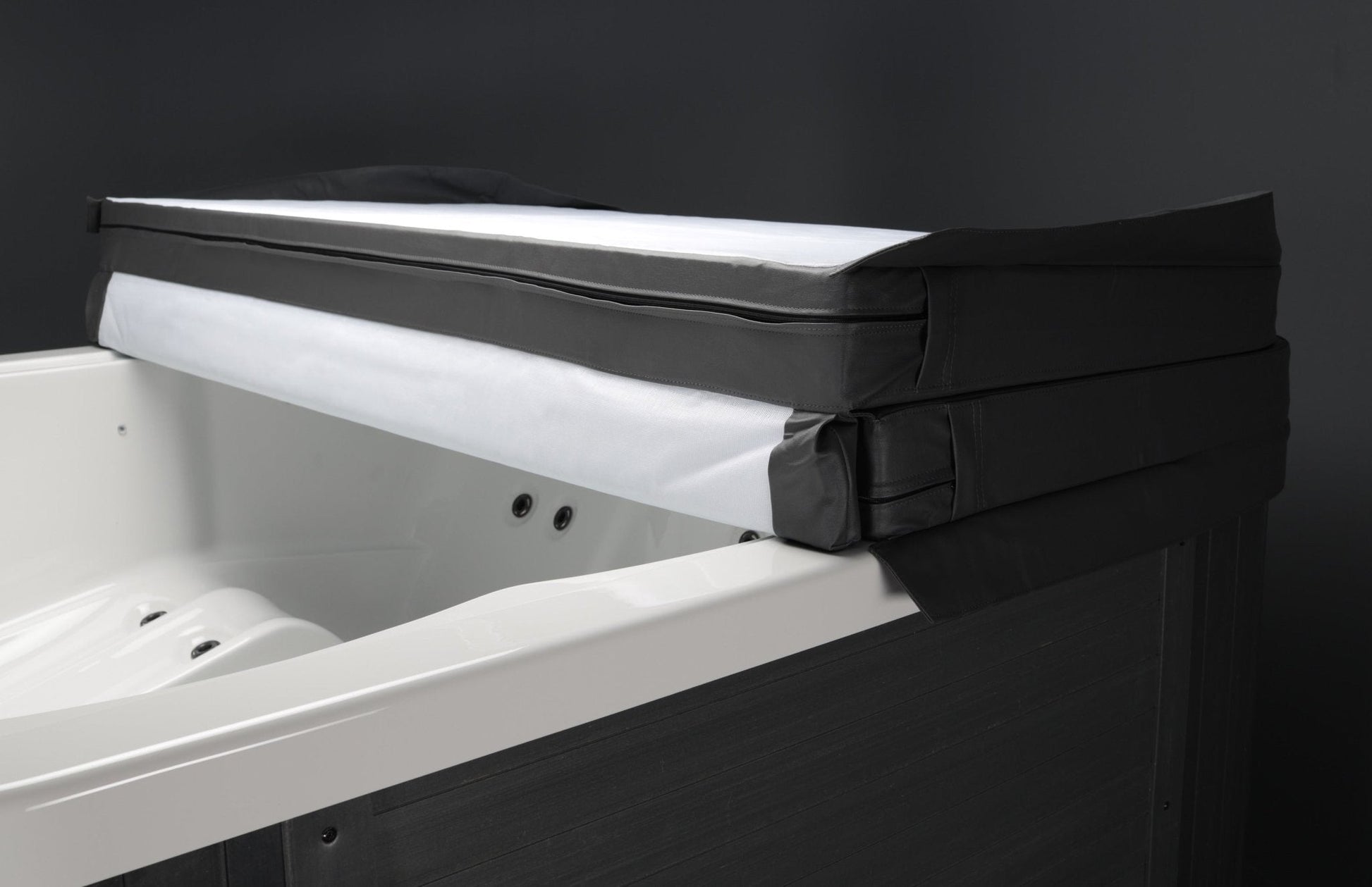 Jacuzzi Exterior Vellamo L - Saunamo