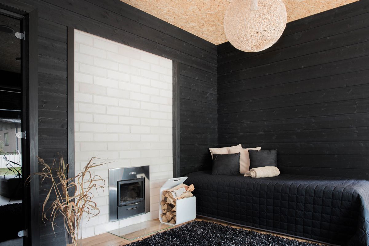 Painel STRUKTUURI 15x176mm (Abeto - Preto) - Pacote de 5 peças - Saunamo