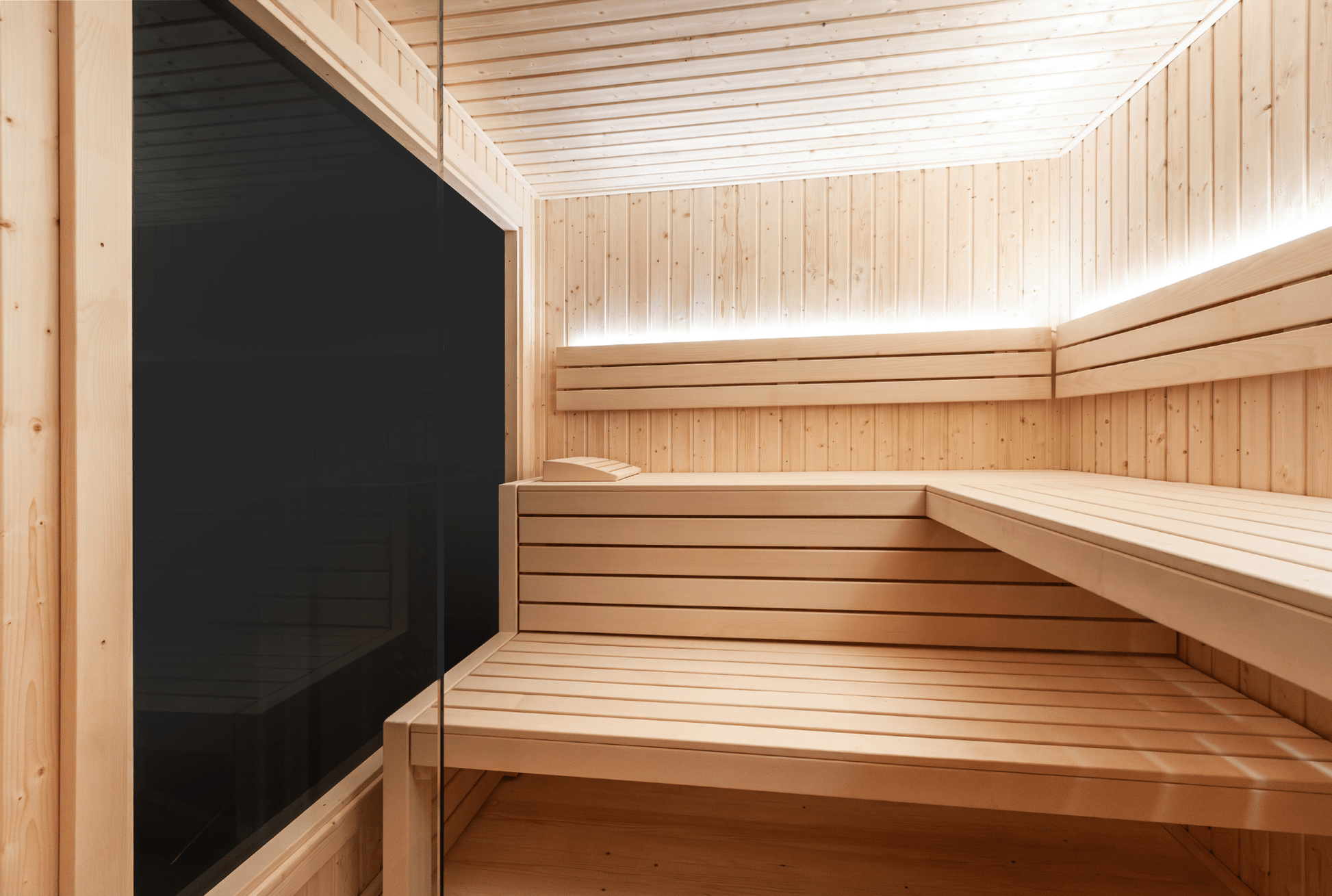 Sauna Exterior Isolada Alpina Grande com tela preta.